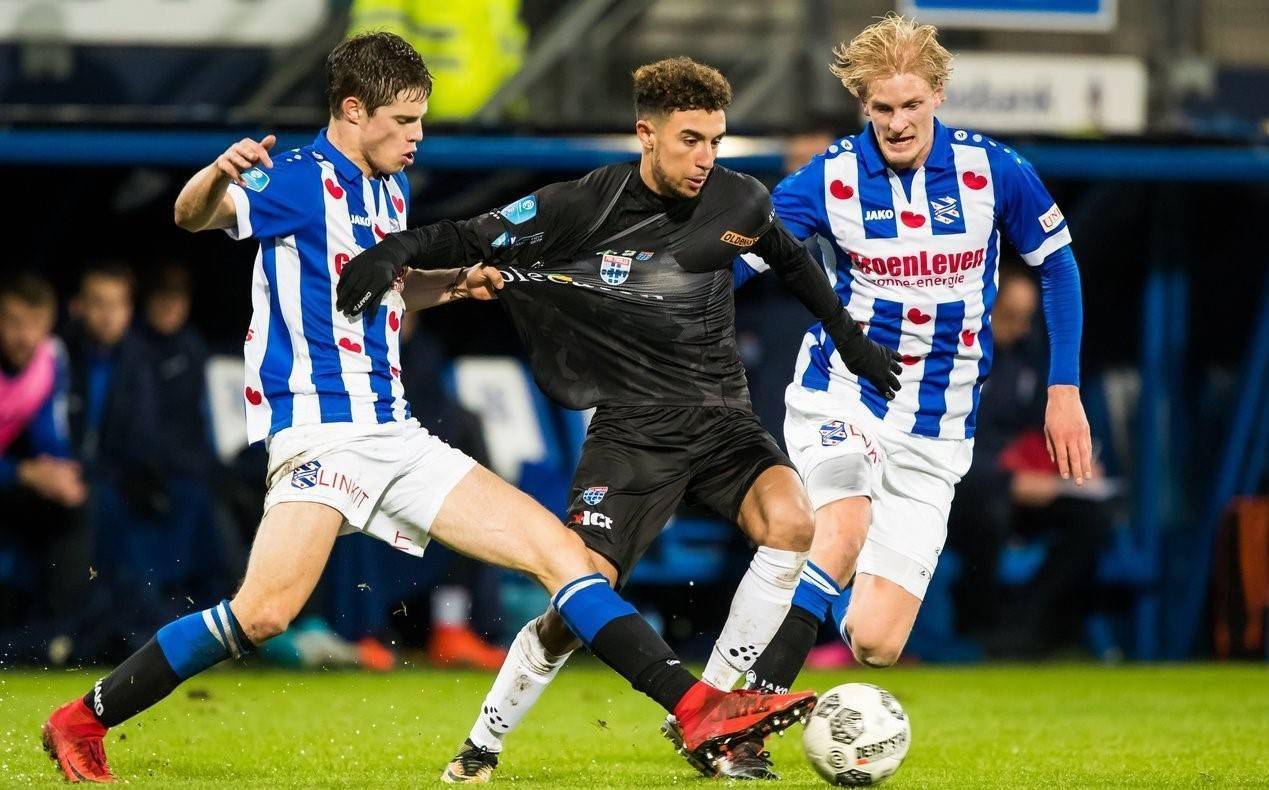 媒体采访中 媒体采访中