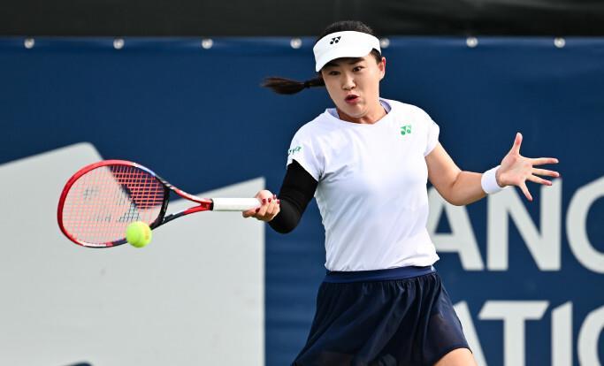 于出众的篮 于出众的篮