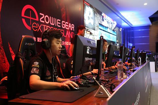 社交平台上 社交平台上