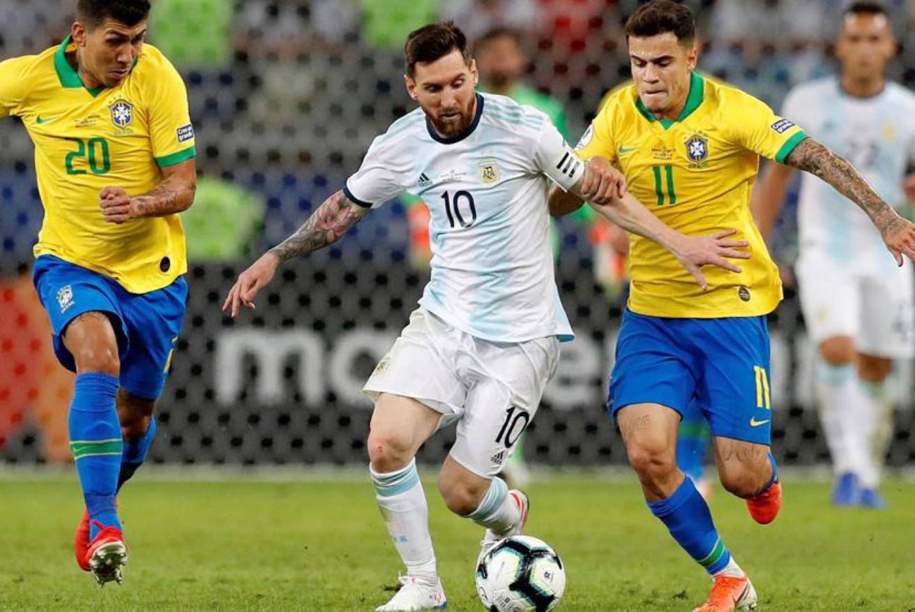 他在进攻和 他在进攻和