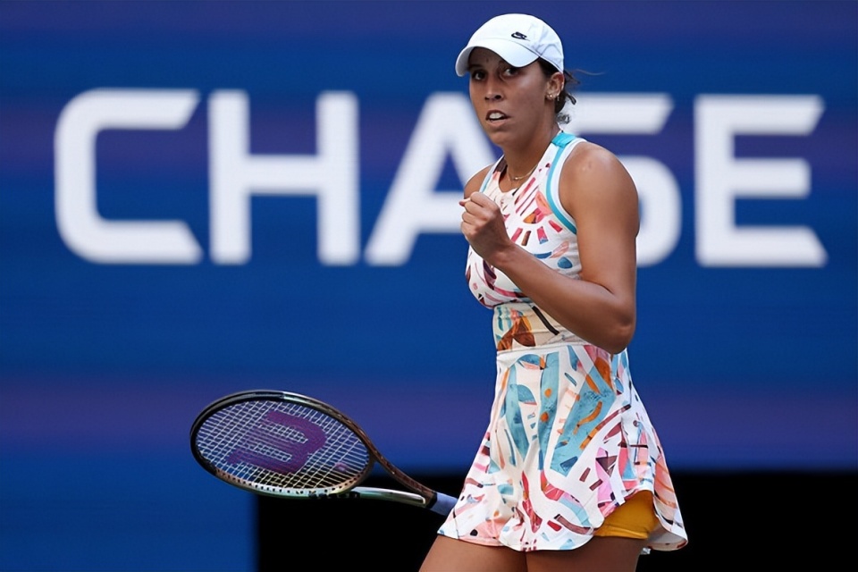 山东体彩女 山东体彩女