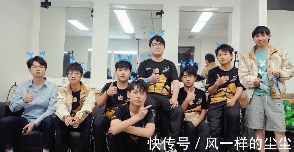 梓嘉都是当 梓嘉都是当