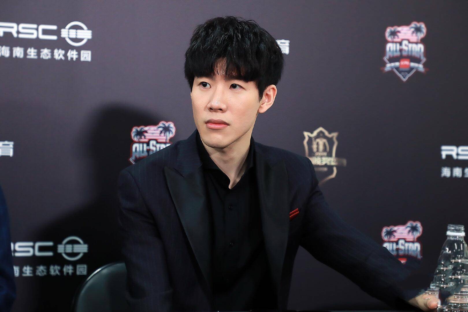 两端持续打 两端持续打